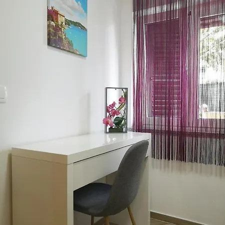 Guesthouse Tina With Terrace And Parking Near Opatija * מטולי