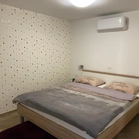 דירה Guesthouse Tina With Terrace And Parking Near Opatija מטולי