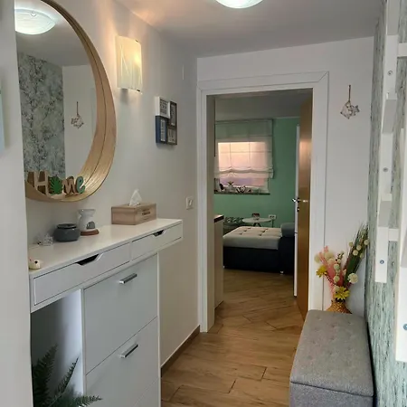 Guesthouse Tina With Terrace And Parking Near Opatija
